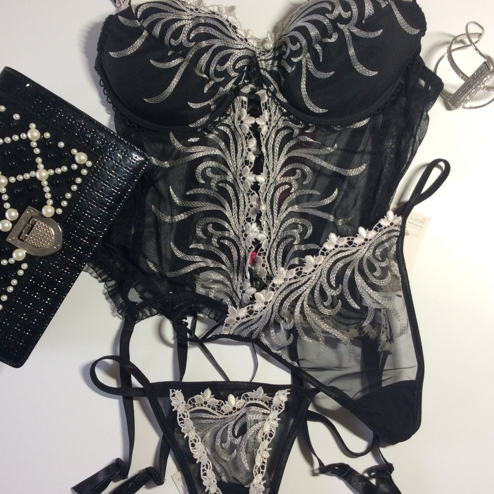 Noir G-String - Picture 2 of 2